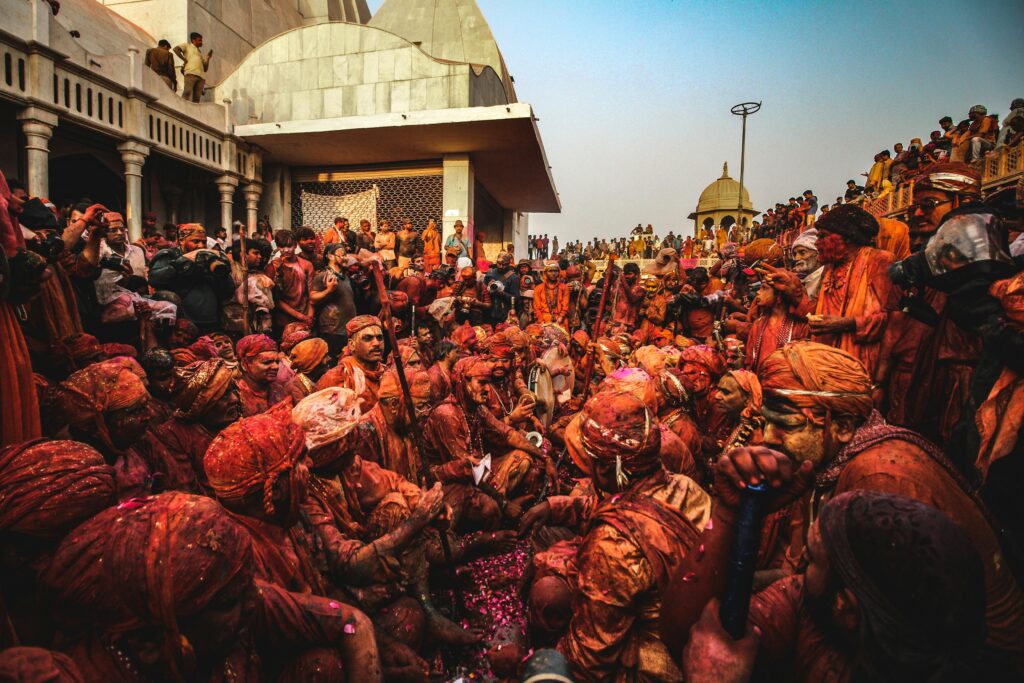 8 Best Places To Celebrate Holi - Noida Wale