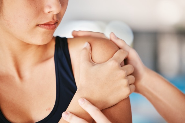 Shoulder Pain Treatment: SNA Clinic - Expert Care