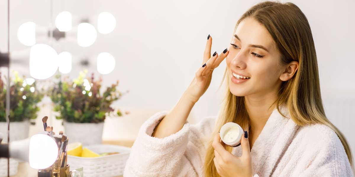 Trending Innovative Ingredients in Skincare Products Manufacturing