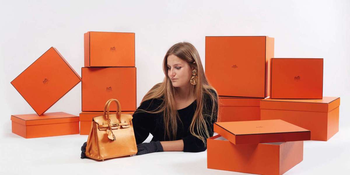 Hermes From strangers to prospective employees